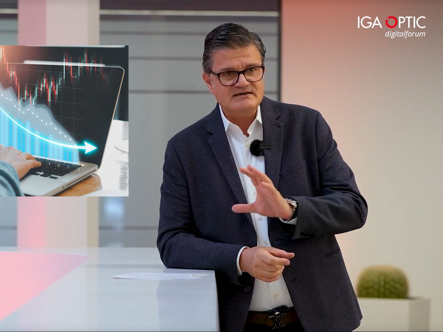 Carsten Schünemann auf dem ersten IGA Optic-Digitalforum im November 2022