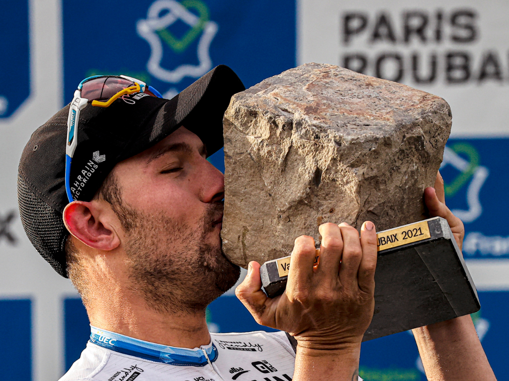 Rad-Champion Sonny Colbrelli beim Radsport-Klassiker Paris-Roubaix 2021