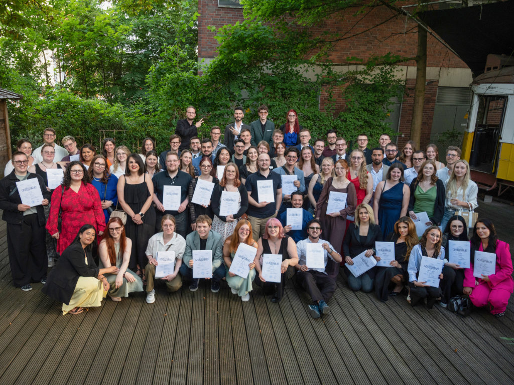 Teilnehmer der Augenoptikergesellen-Lossprechungsfeier 2025 im Bezirk Düsseldorf