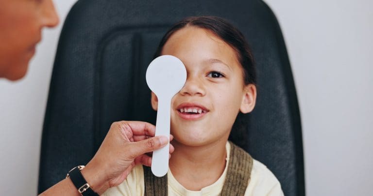 Kinderoptometrie: Die visuelle Analyse bei Schulkindern