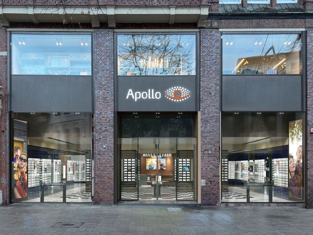 Außenansicht Apollo Flagship-Store auf der Mönckebergstraße 11 in Hamburg