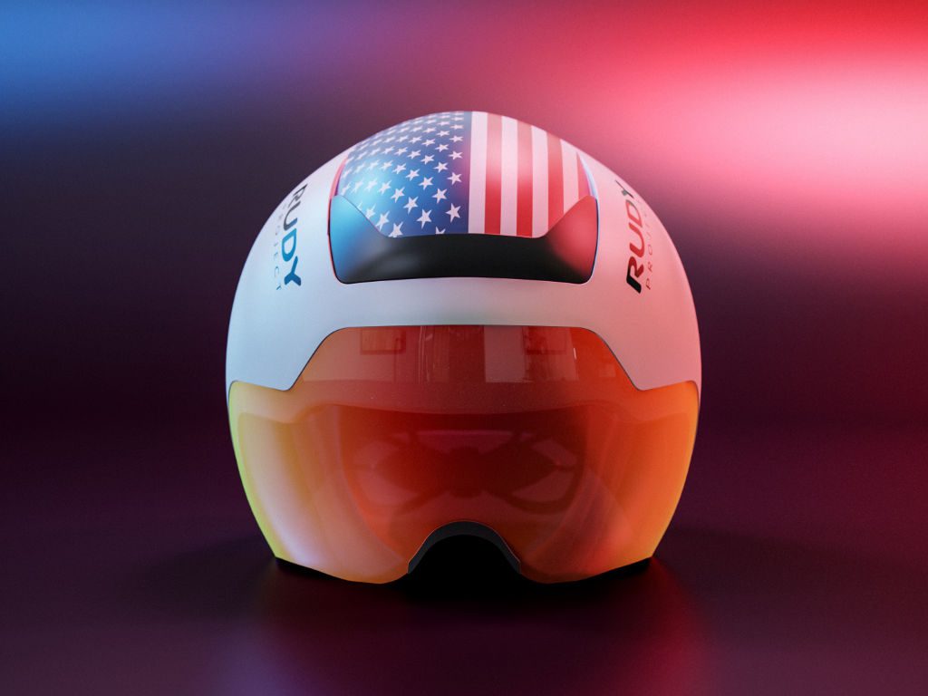 Sporthelm von Rudy Project mit USA-Flagge drauf