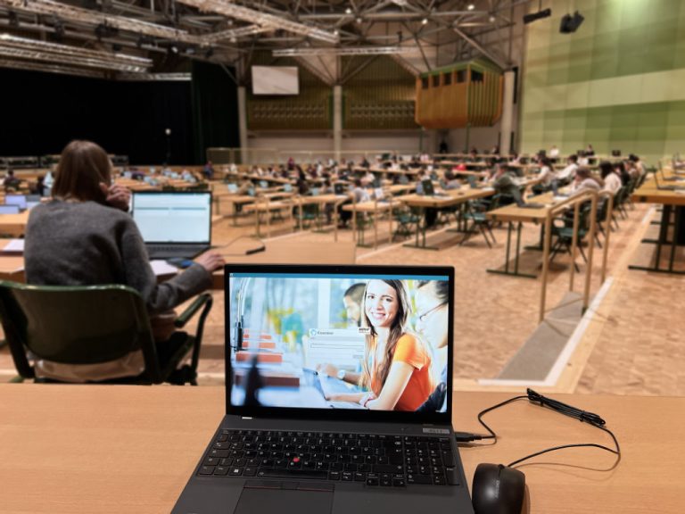 Erstmals digitale theoretische Gesellenprüfung