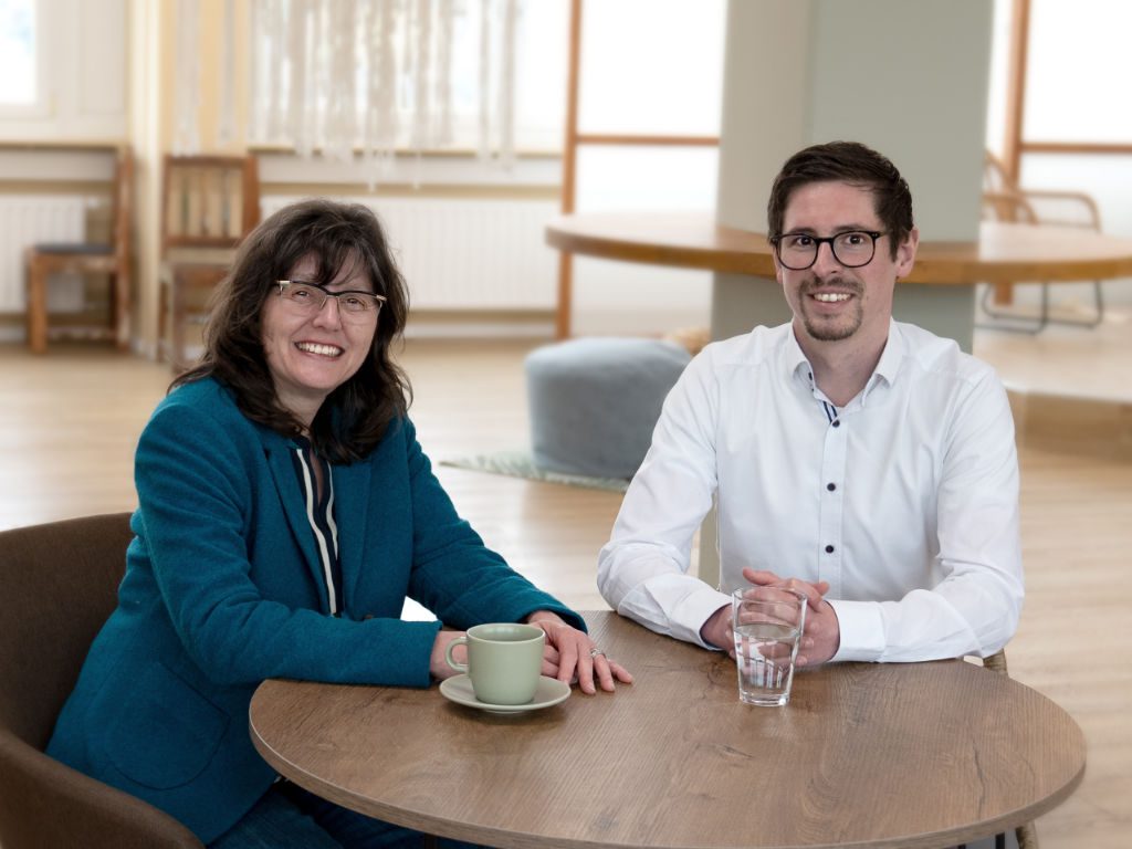 Verena Burghardt und Marius Fischer als neue Führungsspitze der DAO