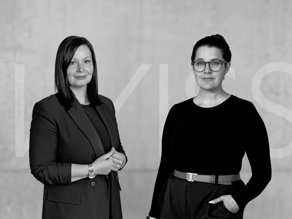 Von links: Delia Matt und Simone Baar als neue Sales Managerinnen im Vertrieb von Optiswiss