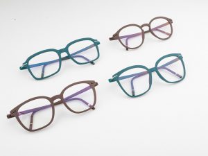 Vier gefertigte Brillen von Silhouette in Braun und Türkis