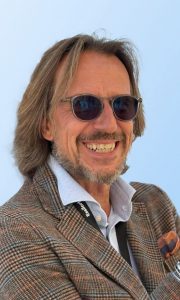 Christian Olbort als Geschäftsführer EssilorLuxottica Österreich