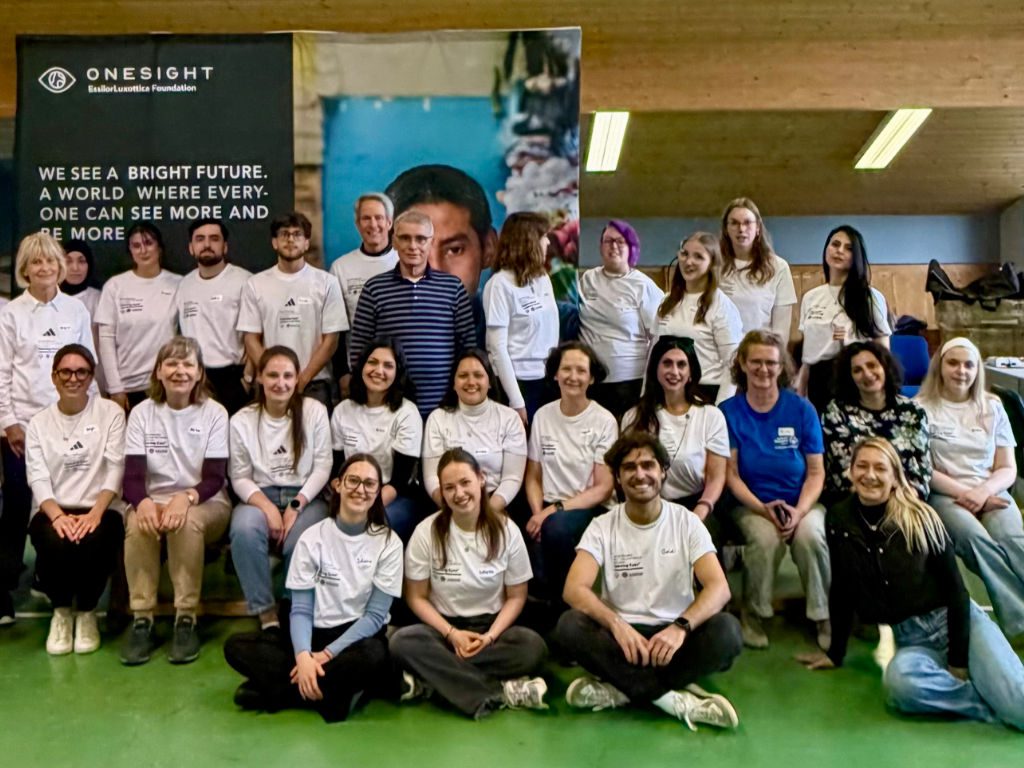 Sehscreening am 9. und 10. Juni im Monsignore-Bleyer-Haus in München für Menschen mit geistiger Behinderung, ausgerichtet von der OneSight Foundation der EssilorLuxottica-Gruppe und Special Olympics Bayern