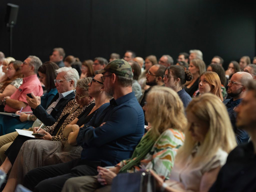 Auditorium mit einem Vortrag auf dem OHI Update 2025