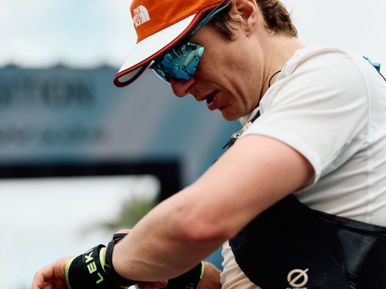 Ultrarunner Josh Wade auf dem Transgrancanaria Classic-Lauf mit Rudy‑Project‑Brille