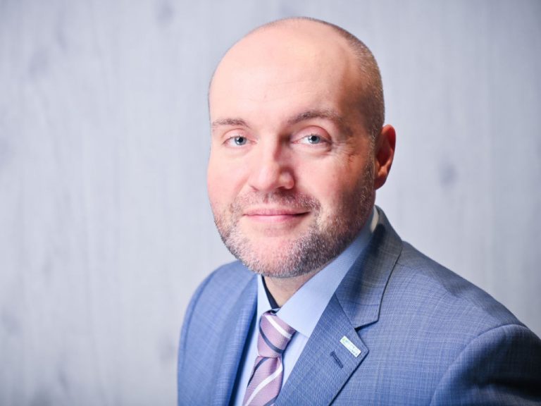 Augenarzt Daniel Pleger als Vorsitzender des Berufsverbandes der Augenärztinnen und Augenärzte Deutschlands